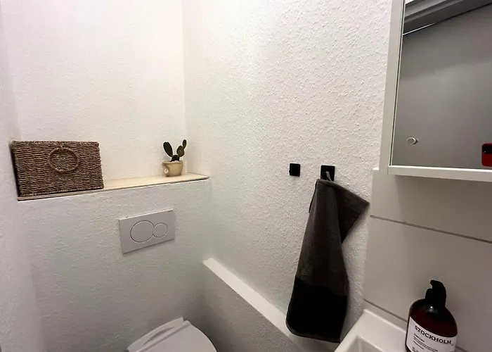 City Apartment Central & Near Fairgrounds * Francoforte sul Meno